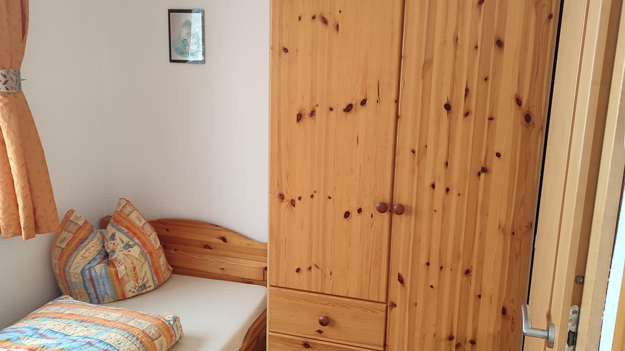 Zweibettzimmer Zweibettzimmer